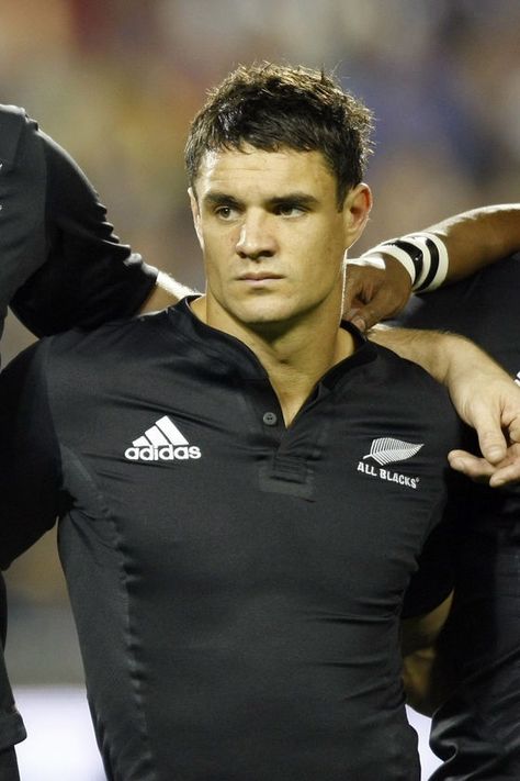 Daniel Carter, New Zealand All Blacks Rugby Team, Richie Mccaw, Dan Carter, All Blacks Rugby, New Zealand Rugby, Rugby Club, Rugby Player, Rugby Team, All Blacks