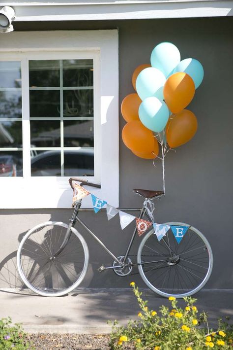 Decorations at a bikes and breakfast birthday party!  See more party planning ideas at CatchMyParty.com! Cycling Party Theme, Bicycle Theme Party, Bicycle Themed Birthday Party, Bicycle Party Ideas, Cycle Decoration Ideas, Bike Party Ideas, Bike Themed Party, Bike Party Decorations, Bicycle Birthday Party