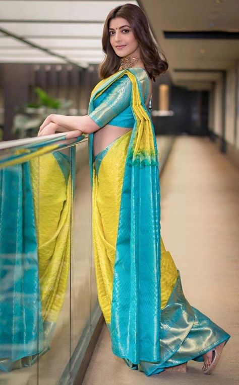 Blaus Design, Tanjin Tisha, South Indian Blouse, Saree Color Combinations, Sarees Design, South Indian Blouse Designs, Indian Blouse Designs, Kanjeevaram Sarees, Sari Design