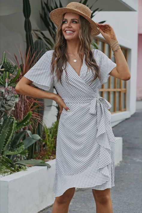 Short Sleeve Midi Dress, Mother Wedding Dress, Split Maxi Dress, Fashion Gallery, Online Dress Shopping, V Neckline, Floral Midi Dress, Summer Dresses For Women, Dresses Online