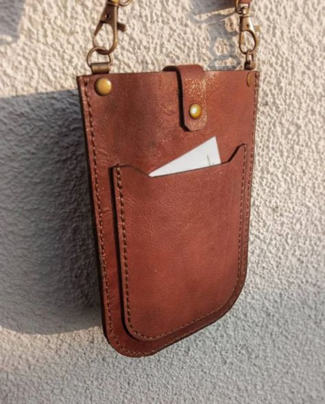 Leather Hand Sewn Phone Purse Iphone 14131211X85 5S 6 - Etsy Leather Mobile Phone Bag, Pochette Portable, Handmade Leather Work, Handmade Leather Tote Bag, Leather Phone Pouch, Handmade Leather Purse, Diy Leather Bracelet, Diy Leather Projects, Diy Leather Bag