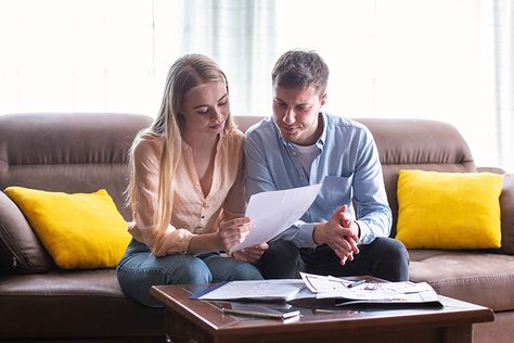 Is cohabitation agreement essential for unmarried couples? - www.qredible.co.uk Common Law Marriage, Young Married Couple, Unmarried Couples, Tenancy Agreement, Parental Rights, Pension Fund, Financial Responsibility, Buying A Home, Common Law