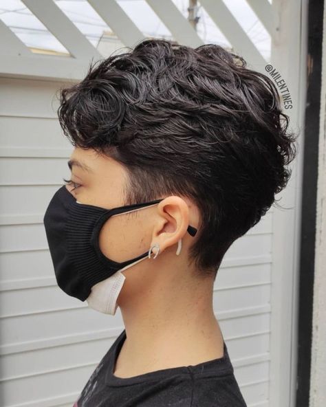 Side Undercut, Tapered Pixie, Pixie Cut Curly Hair, Curly Pixie Cut, Wavy Pixie Cut, Pixie Undercut, Curly Pixie Hairstyles, Curly Pixie Haircuts, Pixie Cut With Undercut