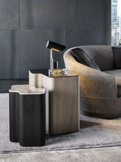 Lou coffee tables. Design by Christophe Delcourt for Minotti.... Christophe Delcourt, Sofa Table Design, Nordic Chandelier, Round Lamp, Console Design, Couch Chair, Art Interior, Furniture Side Tables, Plywood Furniture