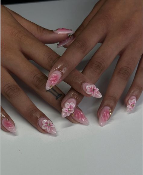 kimchisnails on ig Summer Nails With Charms, Almond Shape Pink Nails, Nails Almond Shape Pink, Floral Almond Nails, Holiday Nails Summer Acrylic, 3d Summer Nails, Basic Nail Ideas, Floral Summer Nails, Holiday Nails Summer