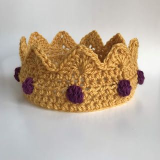 Crochet Party Crown Crochet Crown Pattern, Crochet Party, Crochet Birthday, Crochet Crown, Animal Amigurumi, Knitted Hats Kids, Crochet Animal Amigurumi, Crown Pattern, Crochet Cactus