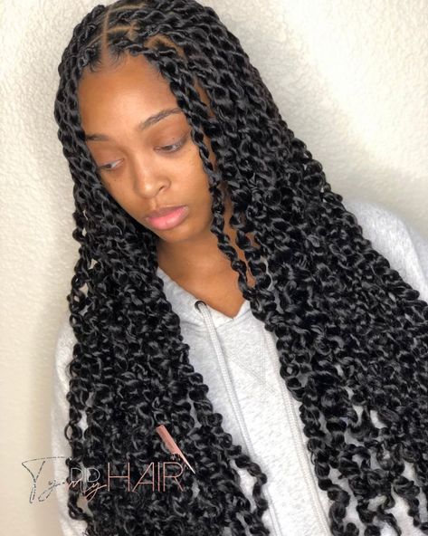 Mid Back Fluffy Passion Twists Passion Twists Styles, Passion Twist Styles, Twisted Bun, Passion Twists, Black Hair Extensions, Braided Cornrow Hairstyles, Box Braids Hairstyles For Black Women, Braids Hairstyles Pictures, Twist Styles