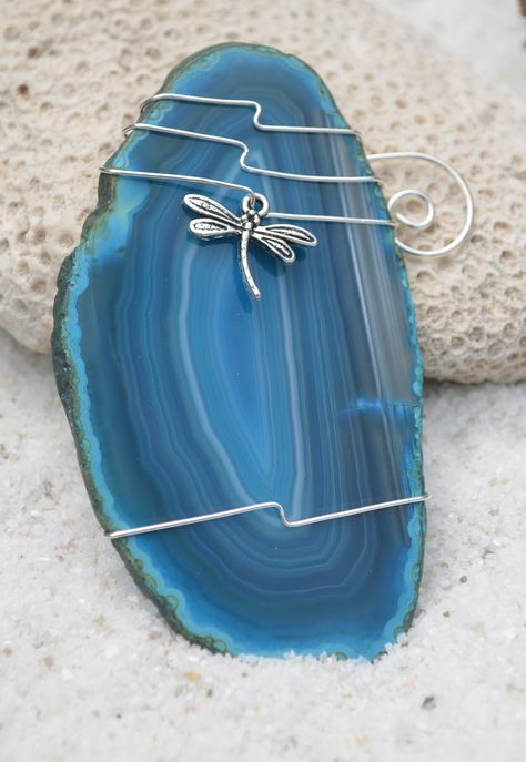 Agate Crafts, Geode Wall, Agate Art, Resin Geode, Agate Slice, Agate Jewelry, Wrapped Jewelry, Wire Work, Diy Pendant