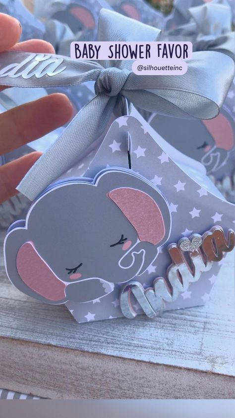 Baby Shower Recuerdos, Moldes Para Baby Shower, Pinterest Baby, Boy Baby Shower Centerpieces, Elephant Baby Shower Boy, Elephant Baby Shower Theme, Baby Shower Deco, Unisex Baby Shower, Baby Favors