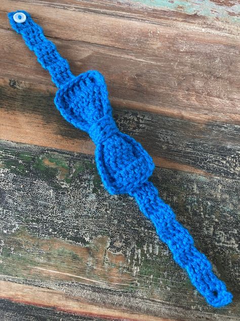 Crochet Bow Ties, Crochet Bow, Fall Crochet Patterns, 4mm Crochet Hook, Crochet Bows, Baby Beanie Hats, Crochet Sandals, Hoodie Pattern, Flower Sandals