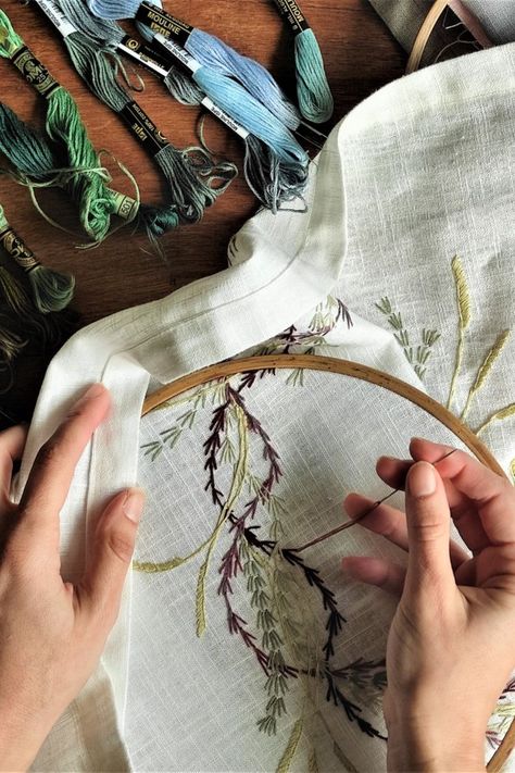 Hands hoop embroidering a white linen cloth with colorful wreath Cottagecore Home Decor, Traditional Witchcraft, Witches Altar, Wiccan Altar, Textiles Projects, Pagan Art, Pagan Altar, Home Altar, Altar Cloth