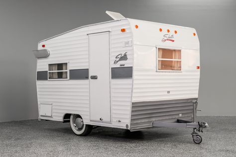 1972 Shasta Compact Vintage Camper Trailer | Auto Barn Classic Cars Shasta Compact, Vintage Motorhome, Shasta Trailer, Shasta Camper, Vintage Campers Trailers, Camper Interior, Camper Trailer, Vintage Trailers, Compact Cars