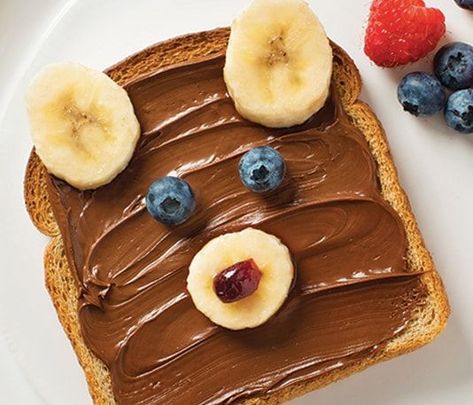 Teddy bear toast with Nutella Breakfast Tower, Nutella Recipes Breakfast, Toast With Nutella, Teddy Bear Toast, Bear Toast, Nutella Snacks, Nutella Bread, Toddler Foods, Cooking Light Recipes