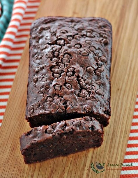 This quick bread recipe, Chocolate & Yogurt Zucchini Bread  Zucchini doesn't have a lot of flavour but it gives a nice moist texture. Recipe Using Plain Yogurt, Plain Yogurt Recipes, Chocolate Zucchini Bread Recipe, Double Chocolate Zucchini Bread, Chocolate Yogurt, Zucchini Bread Recipe, Chocolate Zucchini Bread, Yogurt Bites, Greek Yogurt Recipes