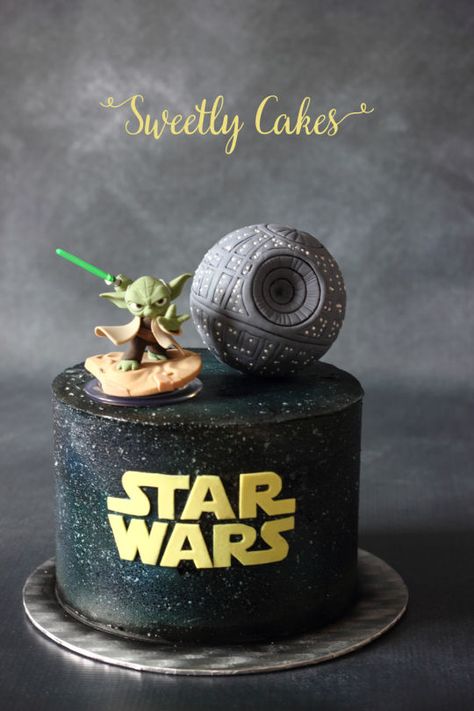 Sample Design 1.) 1st Tier of the Cake - I like the cake color here... and the Star Wars Logo Star Wars Torte, Star Wars Birthday Cake, Cake Designs For Kids, Cupcake Birthday Party, Star Wars Cake, Star Wars Birthday Party, Star Wars Wedding, Star Wars Birthday, Star Wars Party