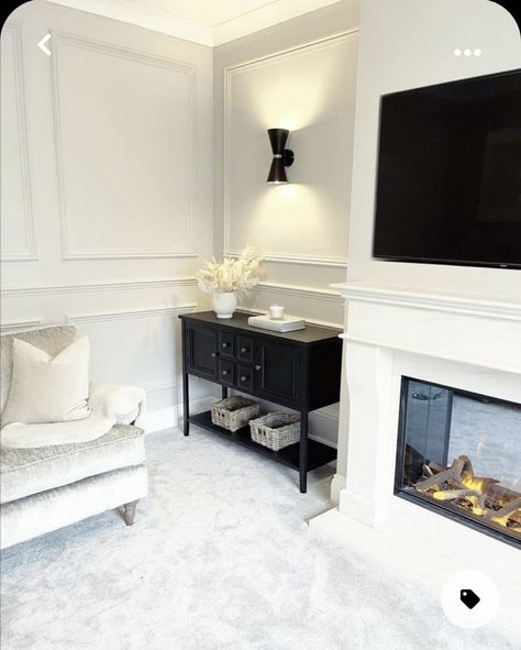 White Panelled Living Room, Front Room Wall Panelling, Living Room Panelling Ideas With Tv, Fireplace Wall Paneling Ideas, Panelling Media Wall, Cream Panelling Living Room, Media Wall Paneling, Media Wall Panelling, Media Wall With Panelling