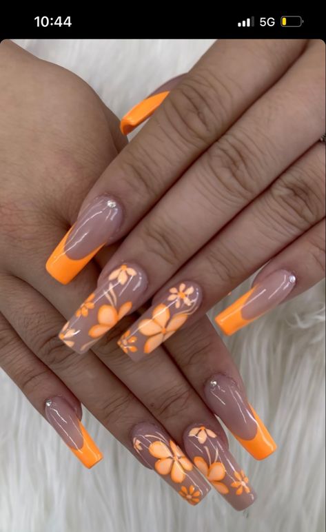 Late Summer Nail Designs, Orange Summer Nails Designs, Orange Nails Flowers, Flowers In Nails, Coral Color Nails, Neon Orange Nail Designs, Orange Nails With Flowers, Orange And Yellow Nail Designs, Orange Prom Nails