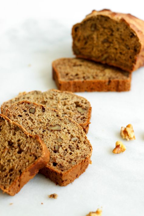 Banana Bread Recipe No Sugar, Bread Recipe No Sugar, No Sugar Banana Bread, Sugar Free Banana Bread, Celiac Recipes, Sugar Free Treats, Breakfast Bread, Banana Nut Bread, Nut Bread