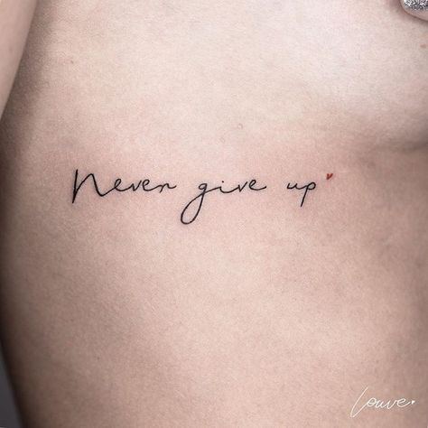 hank 🖤#nevergiveup #typography #typographie #typographytattoo #lettertattoo #letteringtattoo #lettering #minimalisttattoo #linetattoo Tattoo Never Give Up, Never Give Up Tattoo, Up Tattoos, Tattoo Tattoo, You Gave Up, Don't Give Up, Giving Up, Never Give Up, Tattoo Quotes