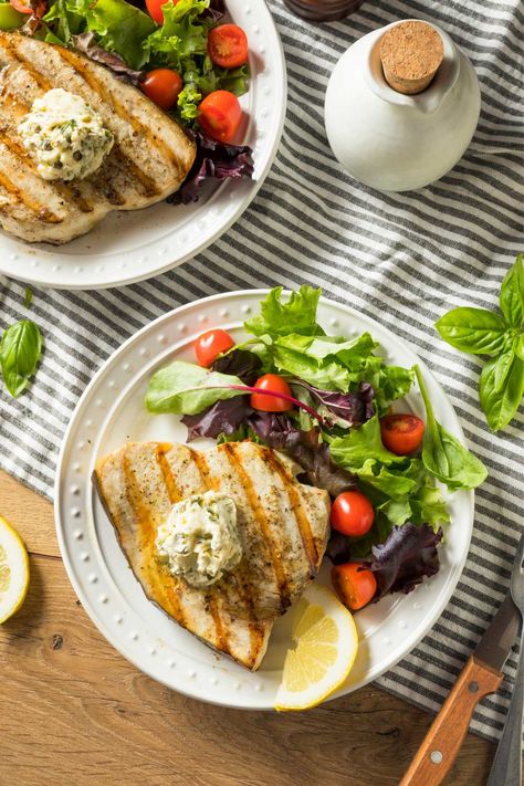 Ina Garten Grilled Swordfish - Ina Garten Eats Grilled Swordfish Recipes, Steak Sides, Swordfish Steak, Grilled Swordfish, Swordfish Recipes, Grilled Fish Recipes, Grilling Recipes Sides, Salmon Soy Sauce, Summer Chicken