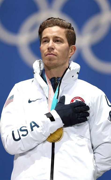 Always #1 in my book!! G.O.A.T. of Snowboarding 💯💯💯 Sean White, Shaun White Snowboarding, Shawn White, Shaun White, Riders On The Storm, Snoopy Funny, Boxing Champions, Sports Figures, Flying Tomato