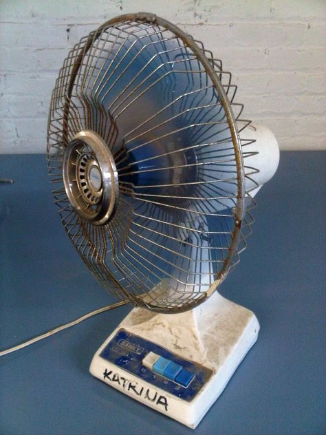 . Air Fan, 3d Elements, Vintage Fans, Electric Fan, Floor Fan, Everyday Objects, Table Fan, First Home, Cyberpunk