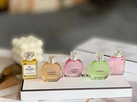 Mini Chanel Perfume, Tiny Perfume Bottles, Mini Perfumes Aesthetic, Mini Perfume Aesthetic, Mini Perfume Collection, Chanel Perfume Collection, Perfume Collection Aesthetic, Perfume Miss Dior, Organization Perfume