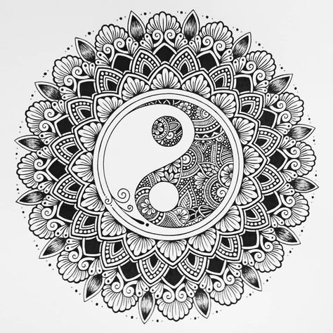 Ying Yang Mandala, Hope Drawing, Yin Yang Mandala, Easy Mandala, Japanese Pop Art, Easy Mandala Drawing, Simple Mandala, Mandala Designs, Tattoo Project