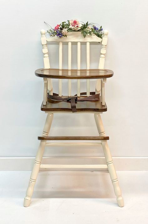 Vintage Highchair, Painted High Chairs, Antique High Chairs, Wood High Chairs, Vintage High Chairs, Wooden High Chair, Upsy Daisy, Feeding Chair, Wooden High Chairs