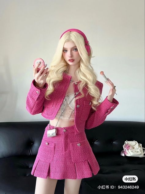 Pink Princess Outfit Aesthetic, Unique Rave Outfits, Barbiecore Outfit, Iconic Pictures, Beauty Confidence, Doll Beauty, Cosplay Kawaii, Powerful Affirmations, Costume Inspo