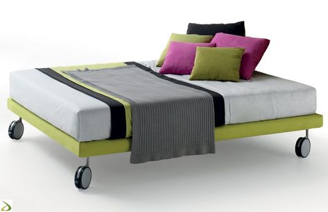 bed sommier Low Bed Frame, Low Bed, Upholstered Bed Frame, Bed Sizes, Bedside Table, King Size, Bed Frame, Mattress, Sweet Home