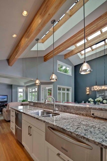 21 Stunning Kitchen Ceiling Design Ideas Kitchen With High Ceilings, Vaulted Ceiling Lighting, Kitchen Ceiling Design, Californian Bungalow, Vaulted Ceiling Kitchen, Bungalow Ideas, Rustic Kitchen Lighting, Open Concept Great Room, Slanted Ceiling