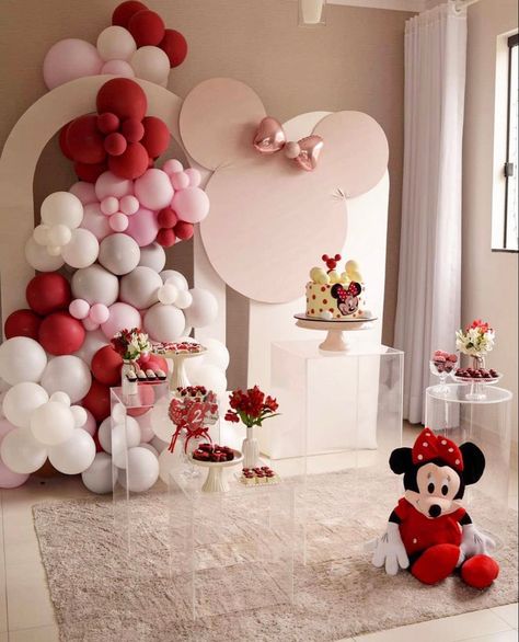 Kue Mickey Mouse, Torturi Baby Shower, Vom Avea Un Copil, Γενέθλια Mickey Mouse, Twodles Birthday, Minnie Mouse Birthday Party Decorations, Minnie Mouse Birthday Decorations, Minnie Mouse Birthday Cakes, 1st Birthday Girl Decorations