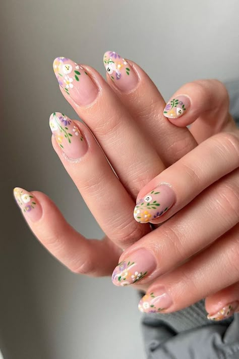 Flower Nails Acrylic, May Nails, November Nails, Cute Gel Nails, Neutral Nails, Pretty Acrylic Nails, Floral Nails, Chic Nails, Short Acrylic Nails