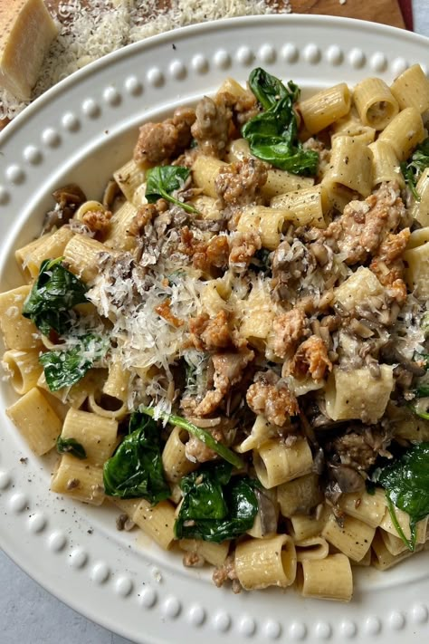 Pasta Norcina (Creamy Pasta With Sausage) Creamy Pasta With Sausage, Sausage And Mushroom Pasta, Mushroom Rigatoni, Crushed Pistachios, Spinach Mushroom Pasta, Shaved Parmesan, Pasta With Sausage, Italian Sausage Pasta, Pasta Alternative