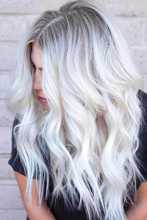 These creative grey hair color ideas are bound to show you grey hair has no age anymore, and perhaps it is time for older ladies to embrace their natural greys too! Platinum Blonde Hair Color, Long White Hair, Silver Blonde Hair, Icy Blonde Hair, White Blonde Hair, Bronde Hair, Shadow Root, Blonde Haircuts, Light Ash Blonde