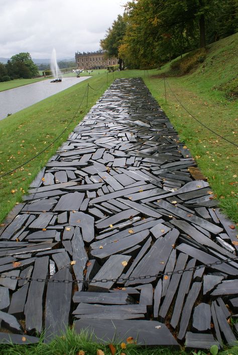 Richard Long, Garden Pathway, Modern Landscaping, Land Art, Outdoor Design, Garden Paths, Japanese Garden, Front Yard Landscaping, Landscape Architecture