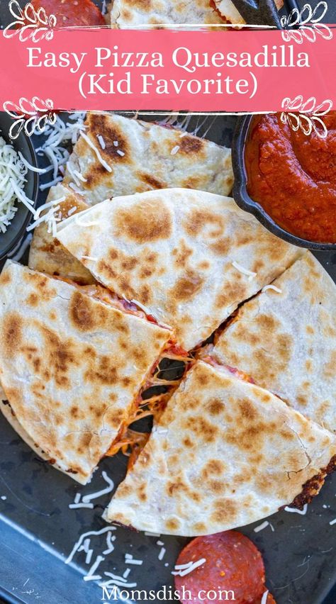 This 15 minute easy pizza quesadilla is loaded with mozzarella cheese, pizza sauce, and pepperoni encased in a crispy tortilla. It’s a perfect meal, appetizer, or after-school snack. Uncooked Tortillas, Pizza Quesadilla, Garlic Parmesan Fries, How To Make Quesadillas, Boneless Chicken Wings, Parmesan Fries, Seasoned Potatoes, Flatbread Recipes, Easy Pizza