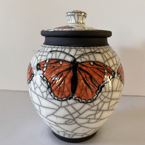 Monarch Butterfly Urn for Ashes, Ceramic Monarch Butterfly Urn with Large Hand painted butterflies. by SpiritpetShop on Etsy Urns For Ashes Unique, Painted Butterflies, Ceramic Butterfly, Murrells Inlet Sc, Horse And Human, Murrells Inlet, Ceramic Urn, Urn For Ashes, Monarch Butterflies