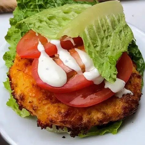 Chicken Patty Recipes, 3 Ingredient Chicken, Crispy Chicken Burgers, Chicken Recipes Easy Quick, Can Chicken Recipes, Chicken Burger, Chicken Patties, Bariatric Recipes, Breaded Chicken