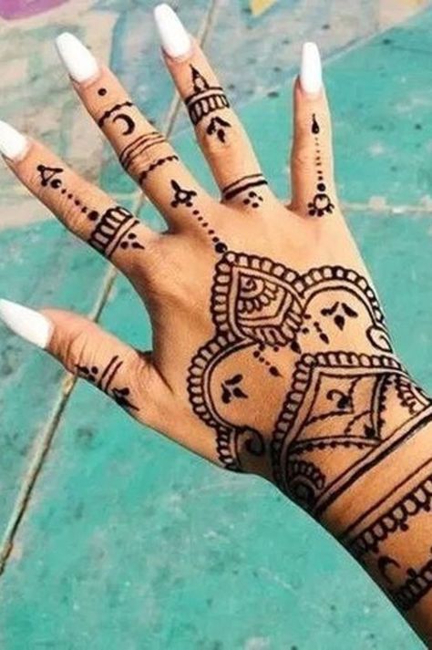 32+ Free Henna Tattoo Design- You Can Do Best Henna Drawings At Home New 2019 - eeasyknitting. com Cool Henna Tattoos, Henna Tattoo Sleeve, Henna Hand Designs, Tattoo Design For Hand, Henna Drawings, Henna Tattoo Hand, Simple Henna Tattoo, Tattoo Henna, Henna Tattoo Designs Simple