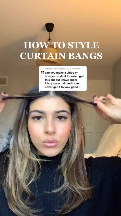 Frizzy Wavy Hair, Bangs Wavy Hair, Hair Tips Video, Peinados Fáciles Para Cabello Corto, How To Style Bangs, Long Hair With Bangs, Curtain Bangs, Mini Canvas, Grunge Hair