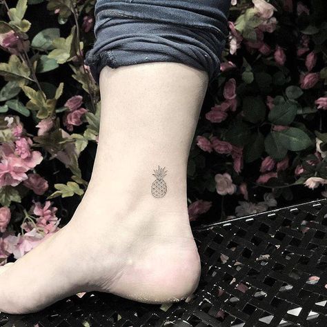 Pineapple tattoo on the ankle. Pinapple Tattoos, Letter R Tattoo, Pineapple Tattoo, Ankle Tattoos For Women, Explore Tattoo, 4 Tattoo, Bff Tattoos, Healing Tattoo, Sun Tattoos