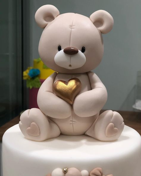 Diy Clay Teddy Bear, Teddy Bear Fondant Topper, Fondant Teddy Bear Tutorial, Teddy Bear Cake Ideas, Teddy Bear Clay, Clay Teddy Bear, Fondant Bear, Teddy Bear Cake Topper, Baby Shower Cupcake Cake