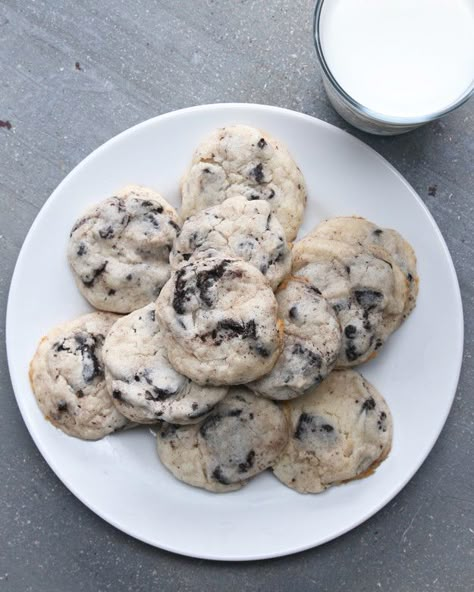 Cookies And Cream Cheesecake Cookies Cheesecake Cookies Recipes, Cookies And Cream Cheesecake, Classic Cookies Recipes, Cream Cheesecake, Cheese Cookies, Cheesecake Cookies, Classic Cookies, Cake Mix Cookies, Tasty Food