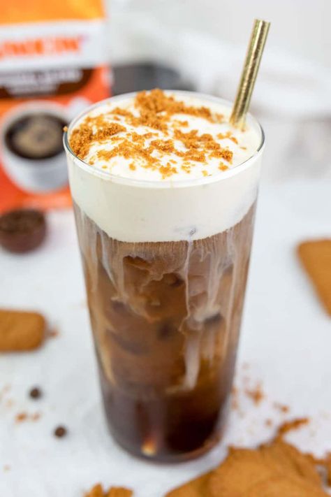 Dunkin Cookie Butter Cold Brew - CopyKat Recipes Cookie Butter Cold Foam, Dunkin Cold Brew, Cold Brew With Cold Foam, Cookie Butter Cold Brew, Dunkin Donuts Recipe, Butter Coffee Recipe, Homemade Cold Brew Coffee, Best Cold Brew Coffee, Butter Syrup