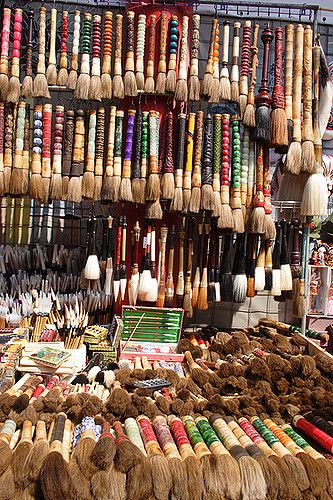 Caligraphy brushes Panjiayuan Market Beijing | Flickr - Photo Sharing! Love Calligraphy, Asian Calligraphy, Ideas For Drawing, Kanji Japanese, Calligraphy Tools, Art Studio Organization, Decorative Stand, Ceramic Tools, Second Semester