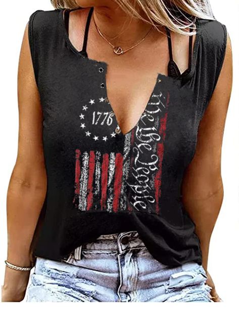 Cut T Shirt Neckline, 4th Of July Shirt Ideas, Cut A Shirt, July Outfits For Women, July 4th 1776, Tee Shirts Diy, Printed Dresses Fashion, American Flag Tank Top, Patriotic Tees