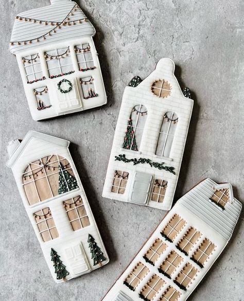 Gingerbread House Ideas, Christmas Sugar Cookies Decorated, Gingerbread House Cookies, The Best Dessert, Christmas Biscuits, Cookie House, Christmas Gingerbread House, Christmas Sugar Cookies, Christmas Cookies Decorated