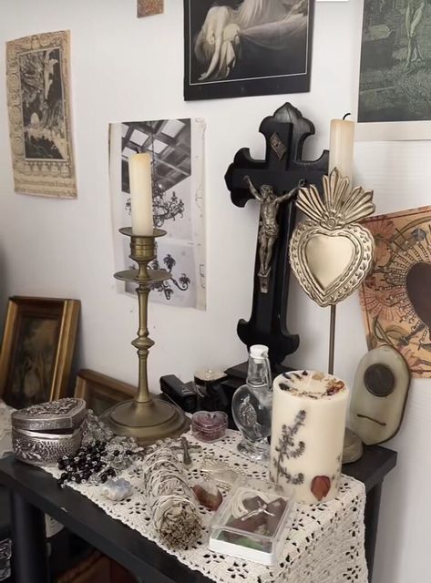 Baroque Style Interior, Gothic Coquette Room, Grungequette Room, Witchy Bedroom Aesthetic, Victorian Bedroom Aesthetic, Dollar Tree Room Decor, Altar Aesthetic, Wall Altar, Witchy Bedroom